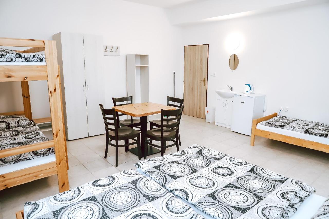 Chaty A Apartmany Hracholusky Kemp Kosatka Pnovany Экстерьер фото